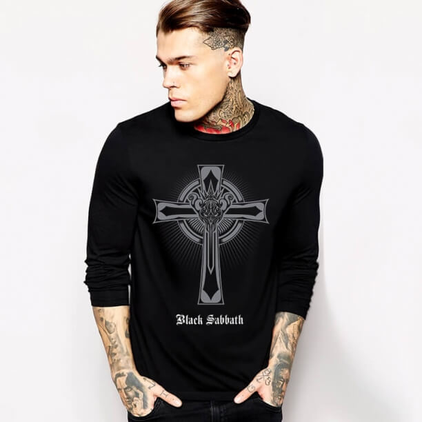 T-shirt longo da luva do sabbath preto