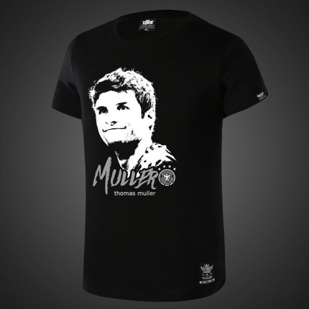 Tricoul lui Thomas Muller Black