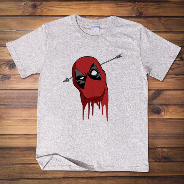 Tshirt engraçado de Deadpool T do herói da maravilha