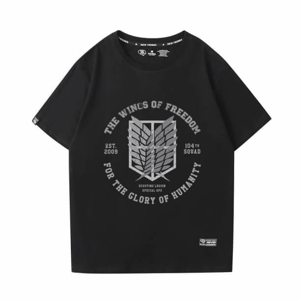 Attack on Titan Tee Hot Topic Anime T-shirt