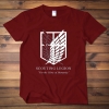 <p>Attack on Titan Tee Hot Topic T-Shirt</p>
