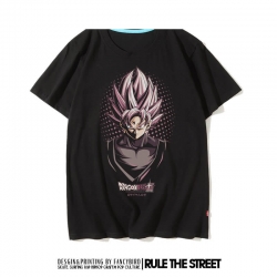 <p>Japanese Anime Dragon Ball Tee Hot Topic T-Shirt</p>
